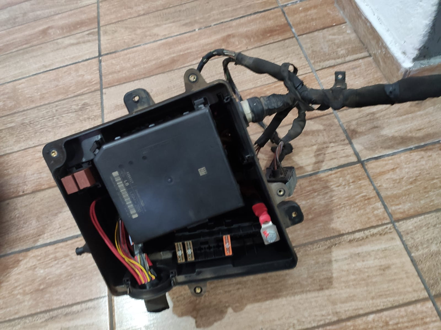 Modulo Caixa De Fusiveis Master 2.3 284b64474r L6 Usm 2014
