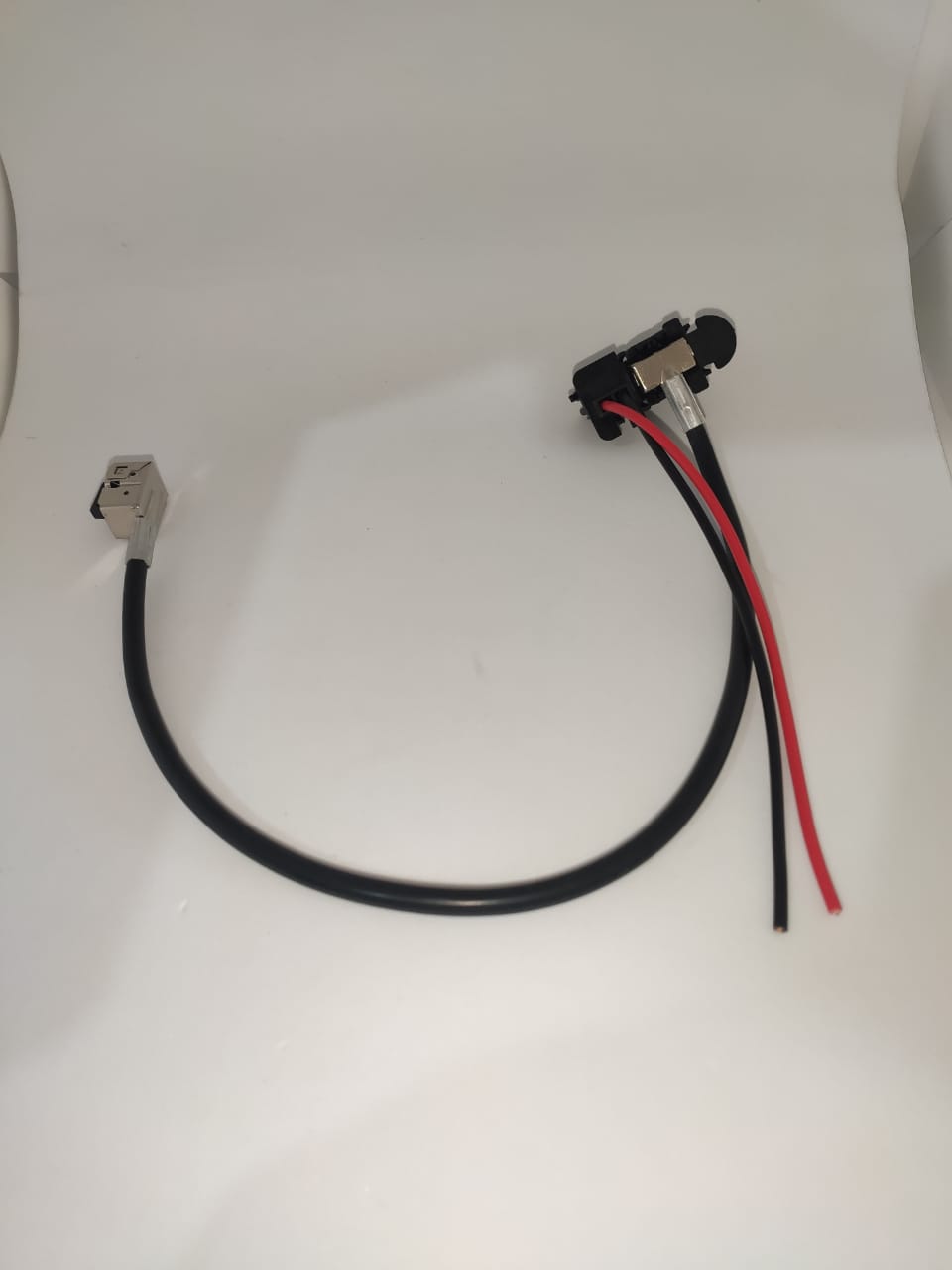 Chicote Plug Do Reator Xenon D1s Farol Azera X5 X6 Tribeca I30 2008 2009 2010 2011 2012 2013 Cabo Conector