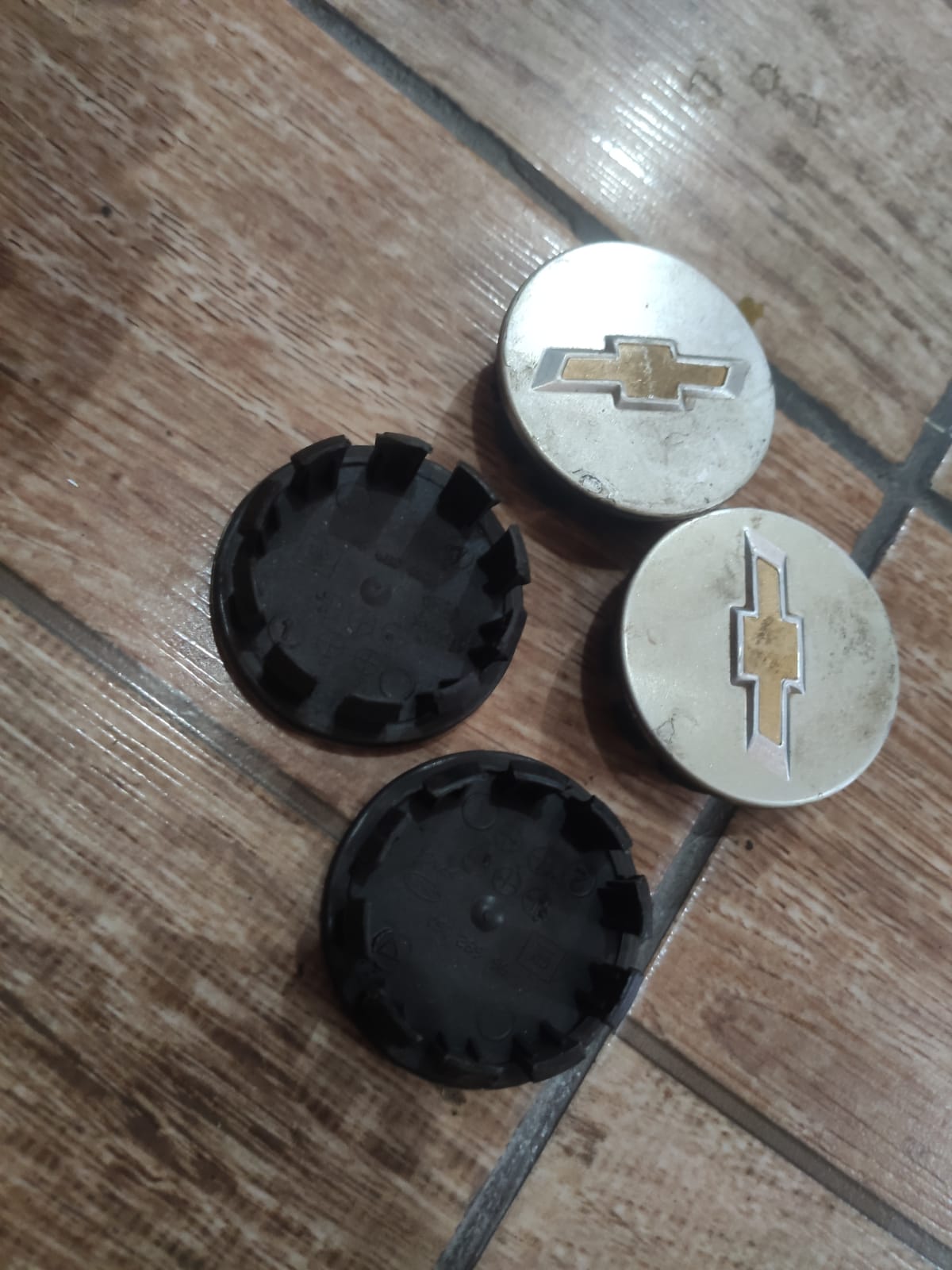 Kit 4 Calota Central da Roda Cruze Tracker Sonic 96682160