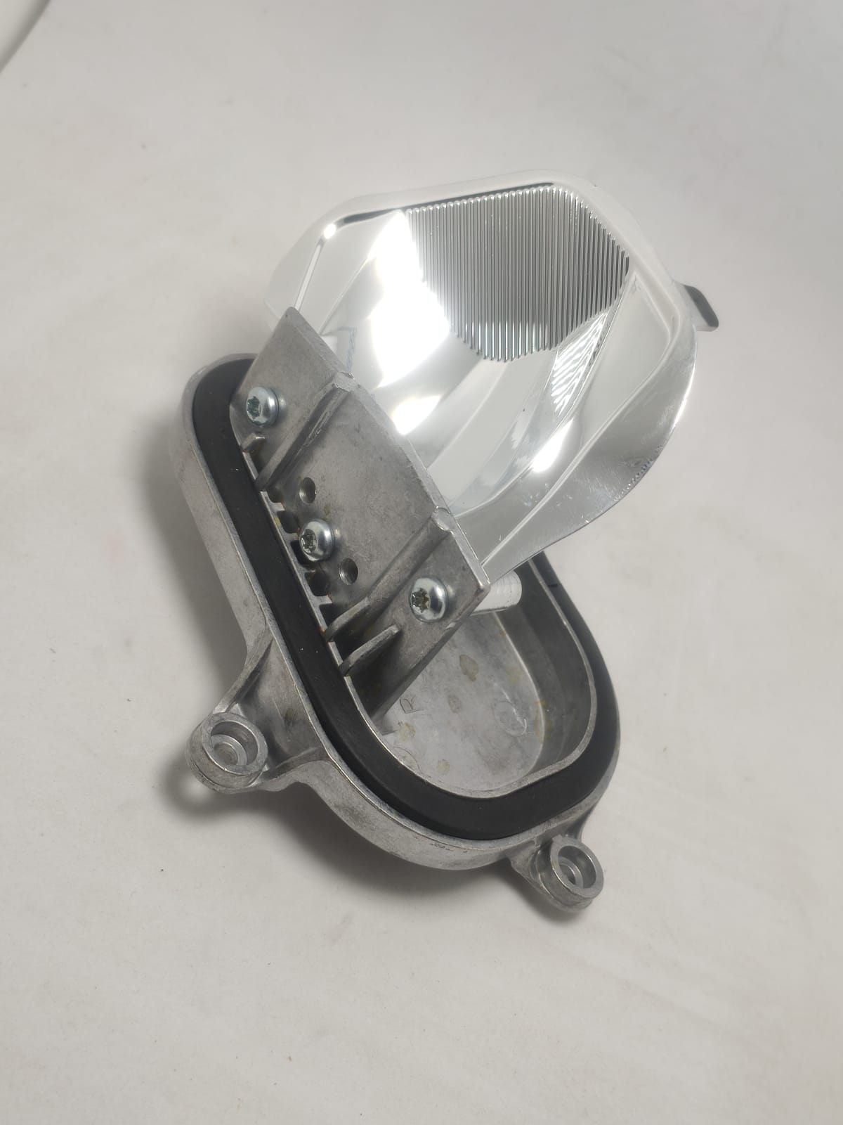 Modulo Reator Farol Direito Led Angel Eyes Bm 116i 118i 120i 125i 130i 135i 2015 2016 2017 2018 2019 63117466510 B01205