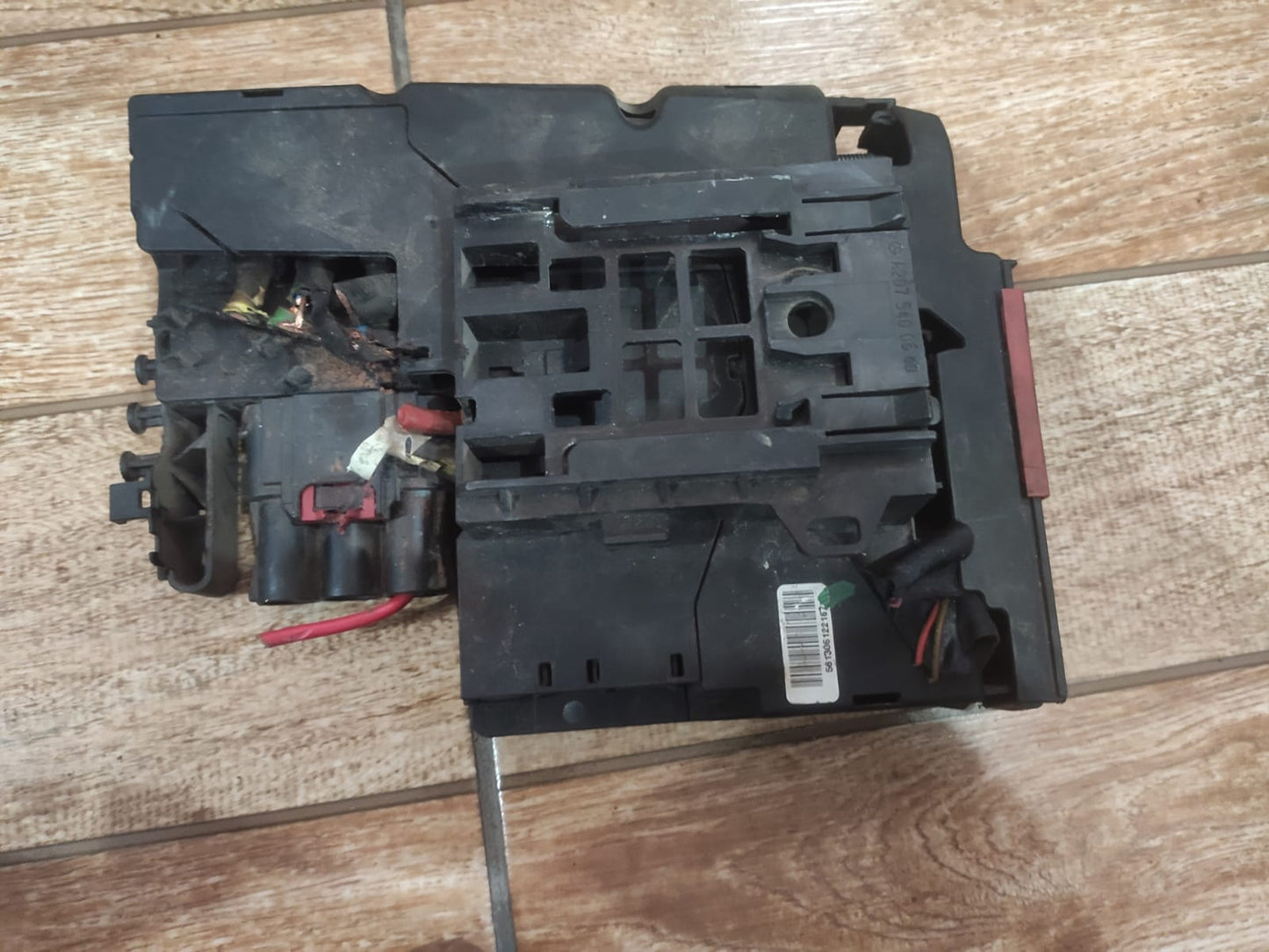 Modulo Bateria Polo Positivo Merced C180 12-2014 a2075400640