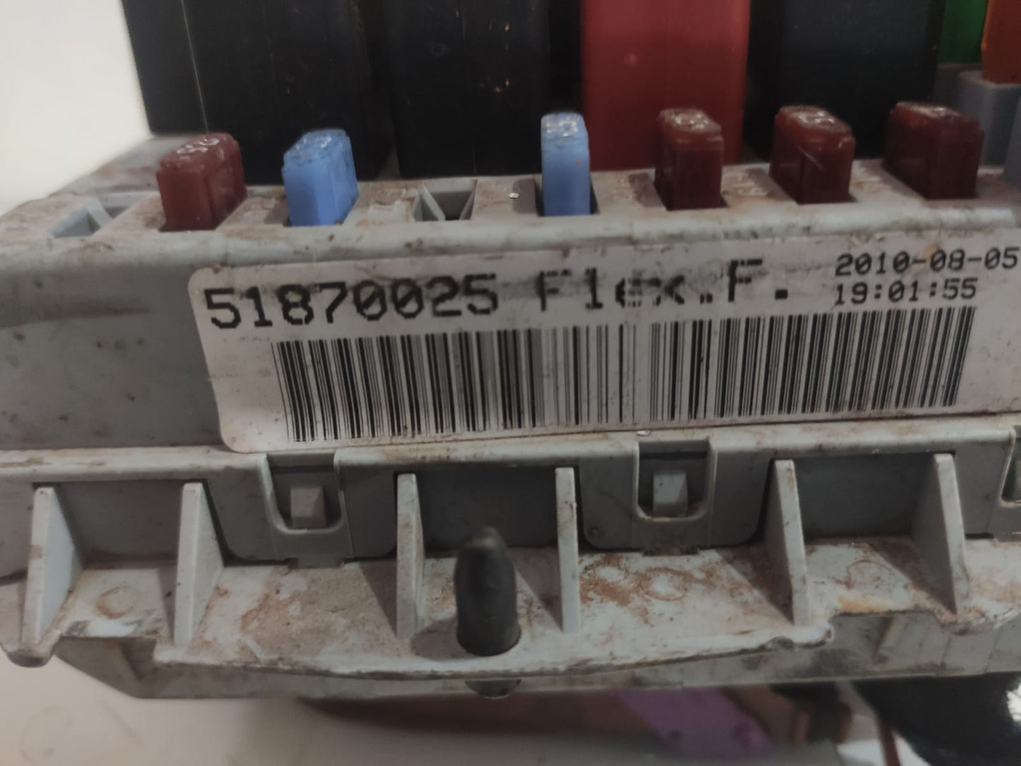 Modulo Caxa d Fusiveis Rele Punto Linea Siena Palio 51870025