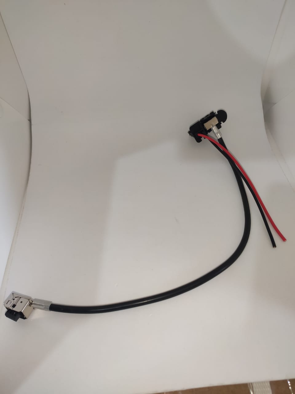 Chicote Plug Do Reator Xenon D1s Farol Azera X5 X6 Tribeca I30 2008 2009 2010 2011 2012 2013 Cabo Conector