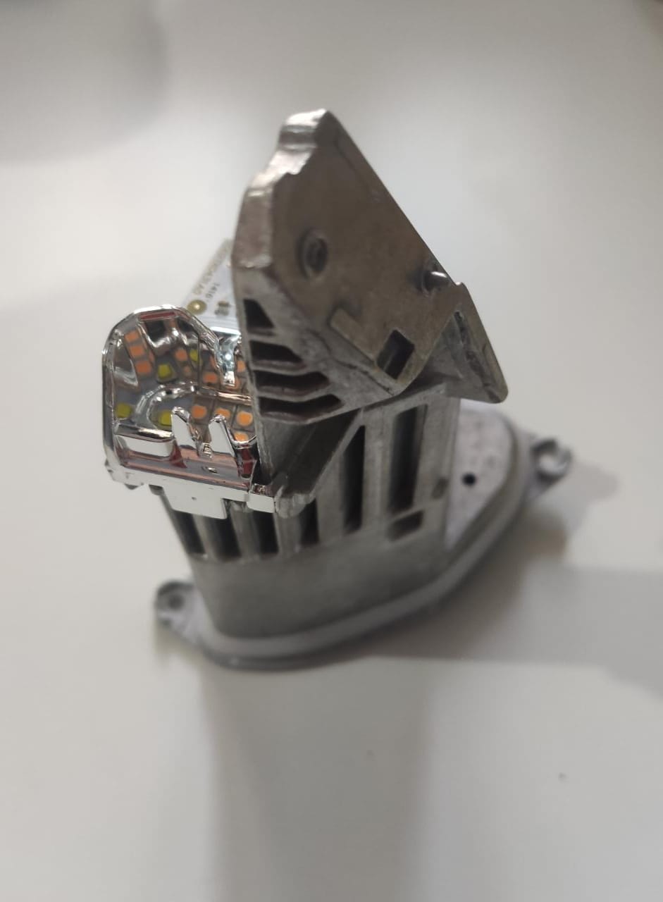 Modulo Reator Led Farol Direito Seta Bm X5 F15 X6 F16 2012 2019 63117442780 7442780 Passageiro
