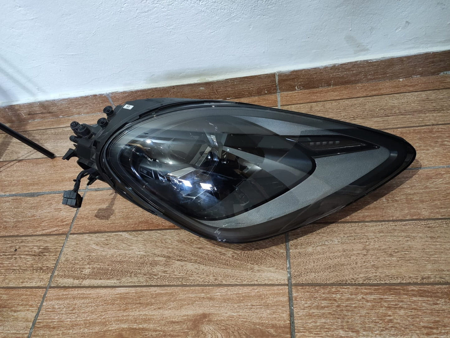 Farol Dianteiro Direito Porsche Cayenne 2017 2018 2019 2020 2021 2022 2023 9y0941034ak