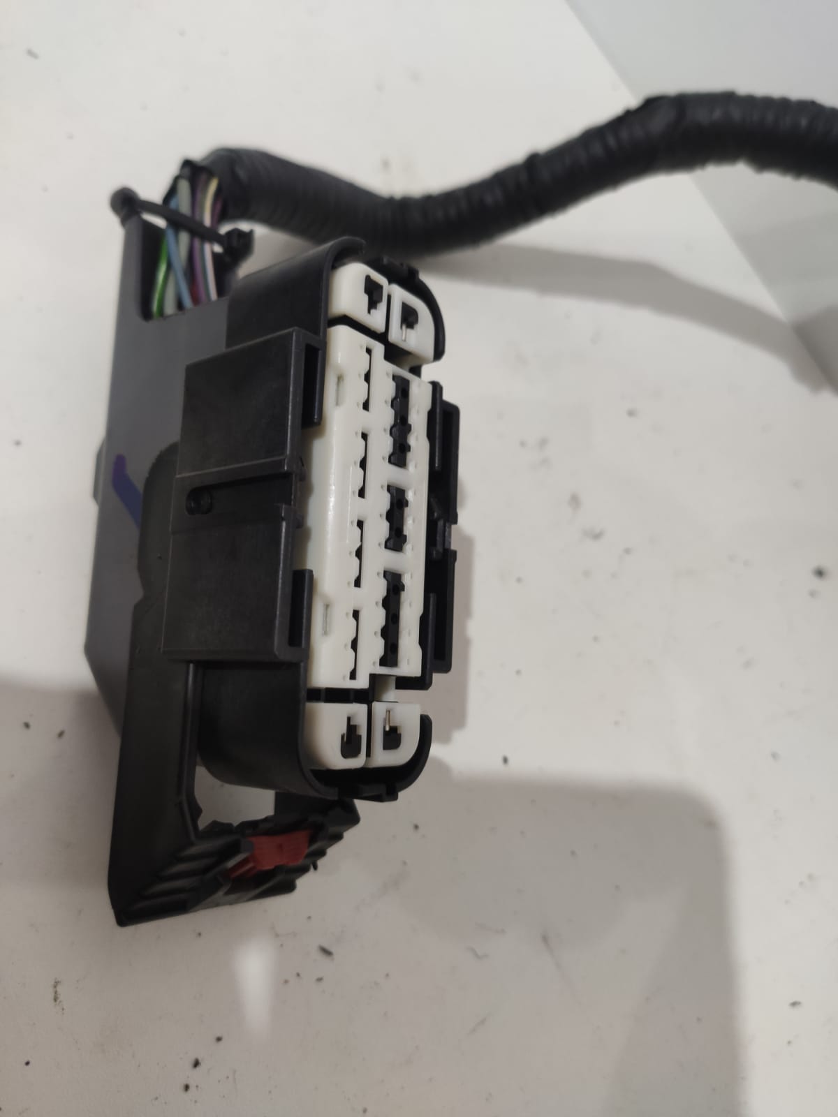 Chicote Conector Modulo Bomba Combustivel Tracker 84082495