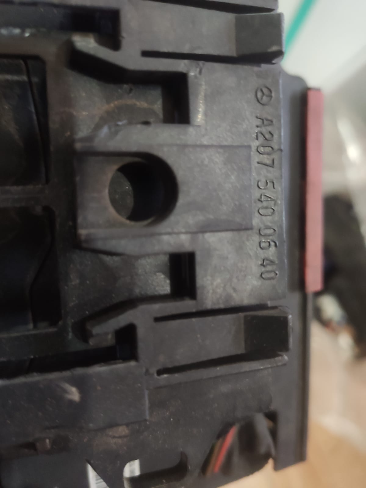 Modulo Bateria Polo Positivo Merced C180 12-2014 a2075400640