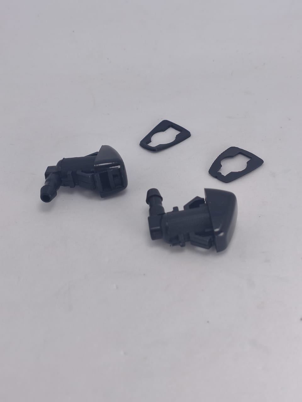Par Bico Esguicho Brucutu Limpador Agua Parabrisa Edge F250 F350 F450 2011 2012 2013 2014 2015 2016 Bc3z17603A