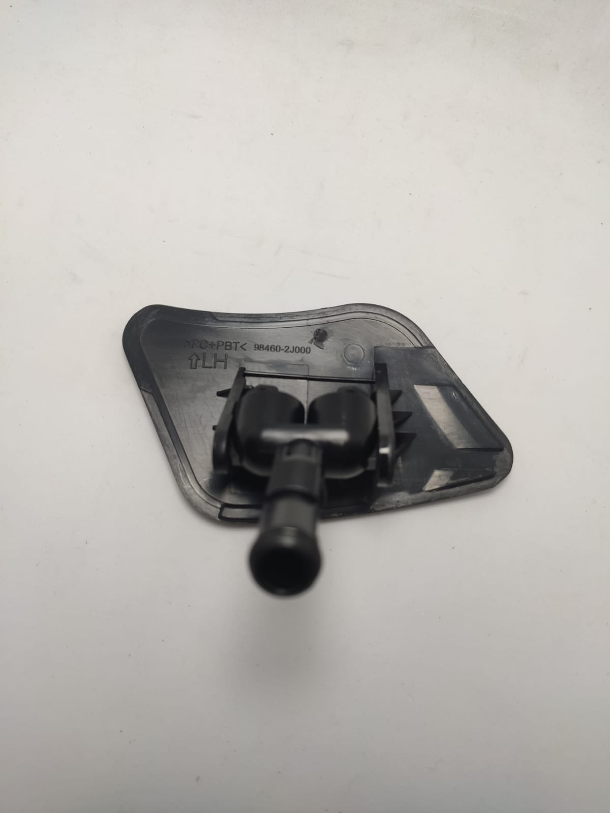 Capa Tampa Parachoque Esguicho Limpador Farol Esquerda Mohave 2009 2010 2011 2012 2013 2014 2015Motorista 984502J000