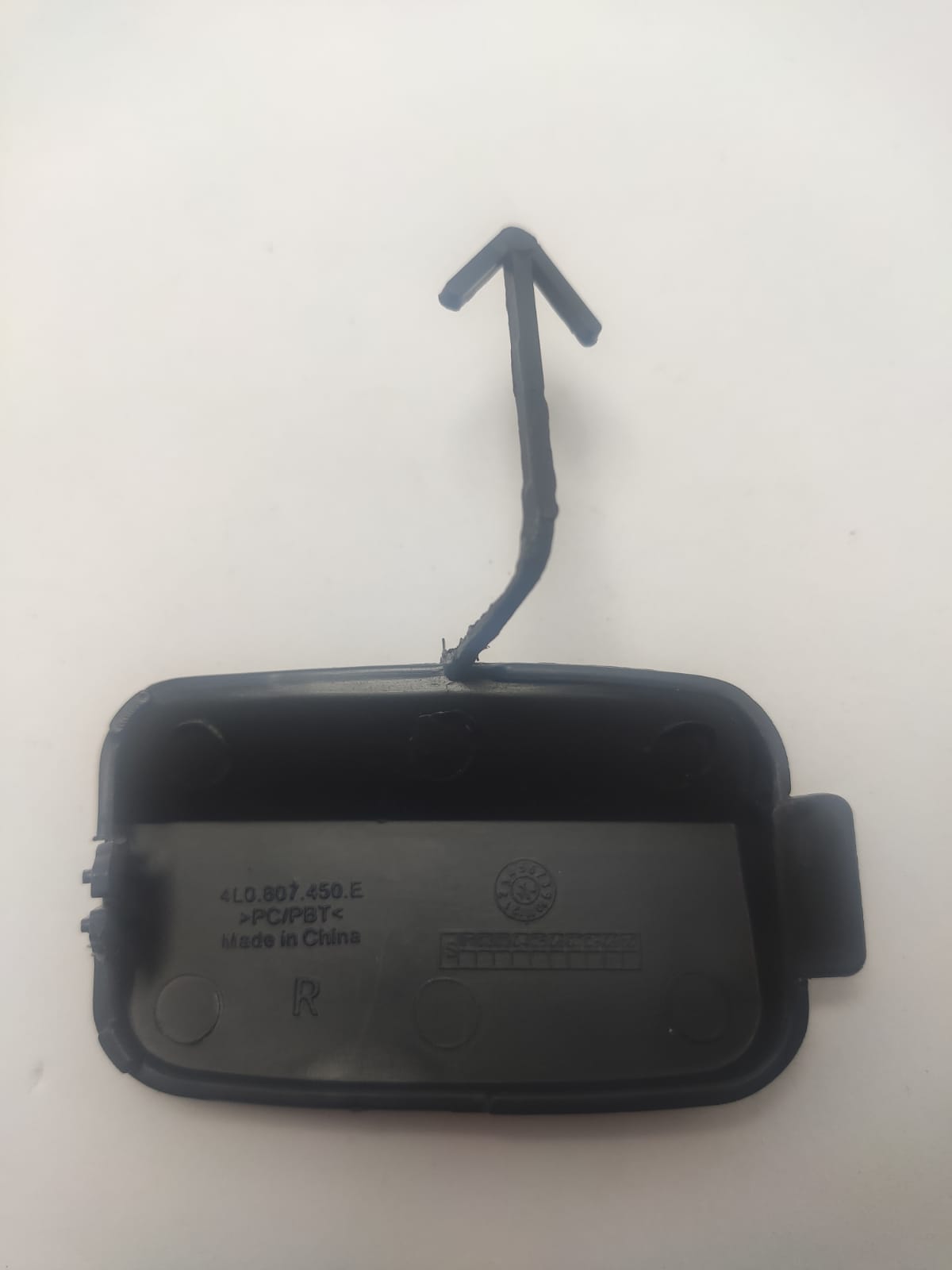 Tampa Reboque Parachoque Traseiro Direito Aud Q7 2007 2008 2009 Tampinha Capa Capinha 4L0807450