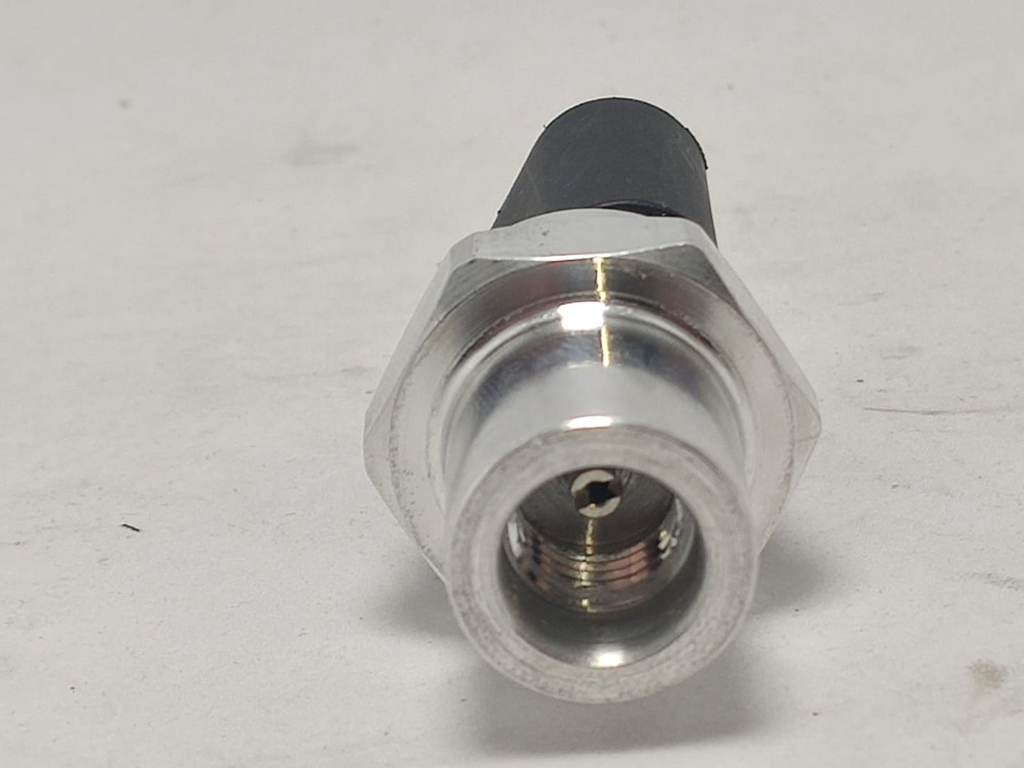 Pressostato do Ar Condicionado Aud A3 A4 A5 A6 A7 Q5 Golf Passat Touareg 2010 2011 2013 2014 2015 2016 2017 2018 2019