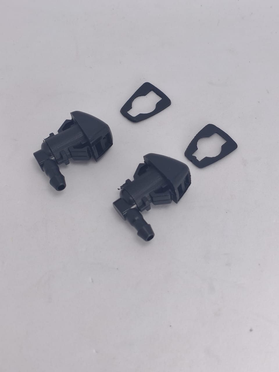 Par Bico Esguicho Brucutu Limpador Agua Parabrisa Edge F250 F350 F450 2011 2012 2013 2014 2015 2016 Bc3z17603A