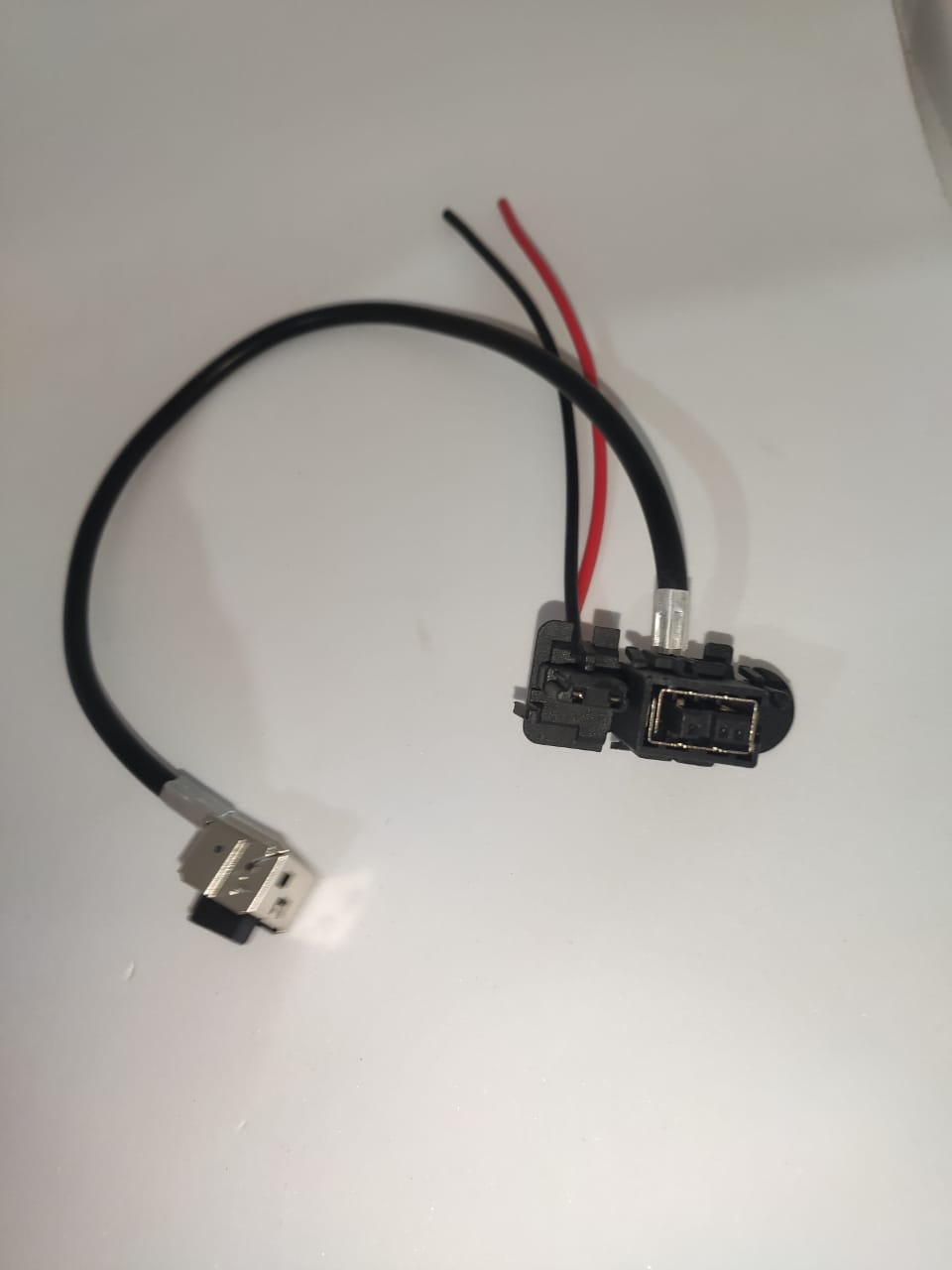 Chicote Plug Do Reator Xenon D1s Farol Azera X5 X6 Tribeca I30 2008 2009 2010 2011 2012 2013 Cabo Conector