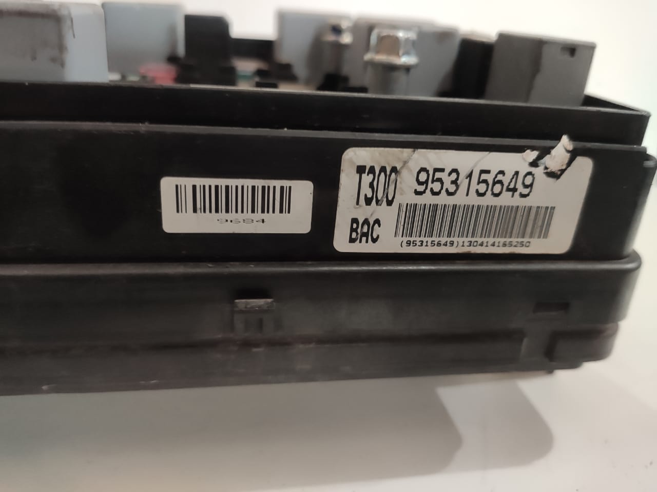 Caixa de Fusiveis Rele Motor Sonic 2012 2013 2014 95315649