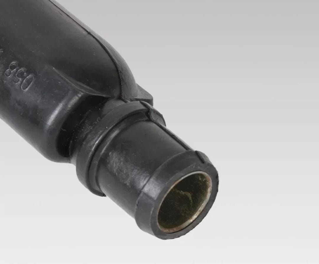 Tubo Mangueira Respiro Aud A4 A6 Passat B5 1995 1997 1998 1999 2001 2002 2003 2004 2005 Cano 58103213