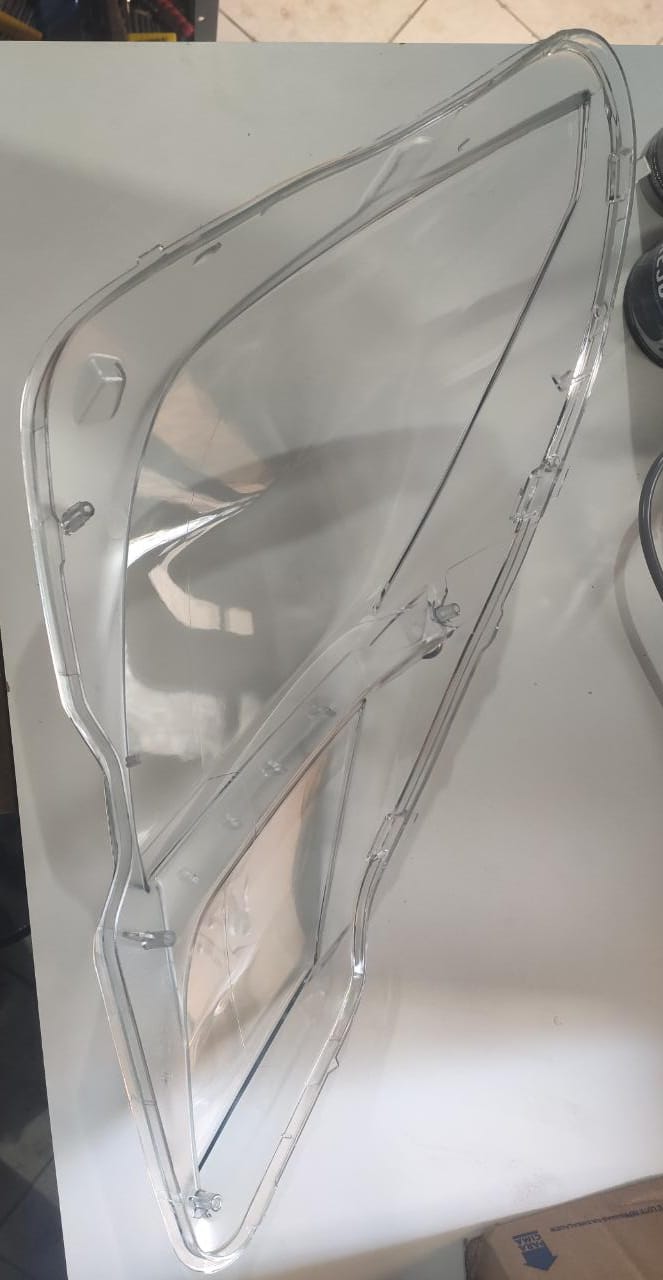 Lente Farol Esquerdo Mercedes Coupe E212 E200 E260 E300 E400 E500 2009 2010 2011 2012