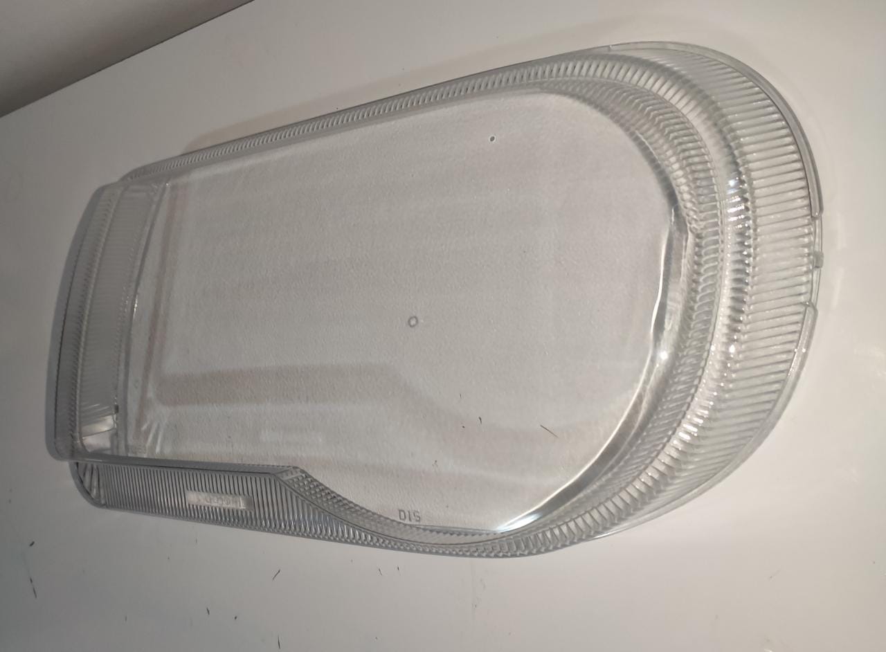 Lente do Farol Dianteiro Esquerdo Chrysler 300C 2007 2008 2009 2010 Motorista