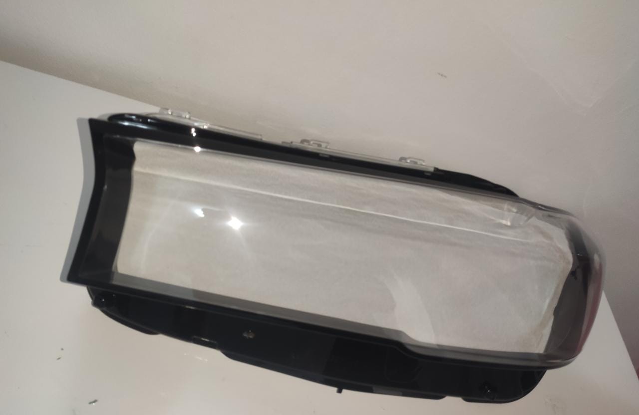 Lente do Farol Dianteiro Esquerdo Bmw Serie5 g30 518i 520i 525i 528i 530i 535i 540i 2020 2021 2022 Lado Motorista