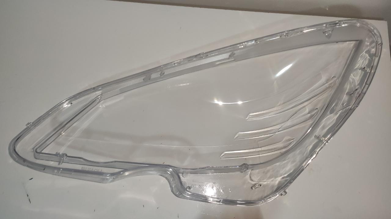 Lente do Farol Dianteiro Direito Mercedes C180 C200 W204 2007 2008 2009 2010 2011 Passageiro