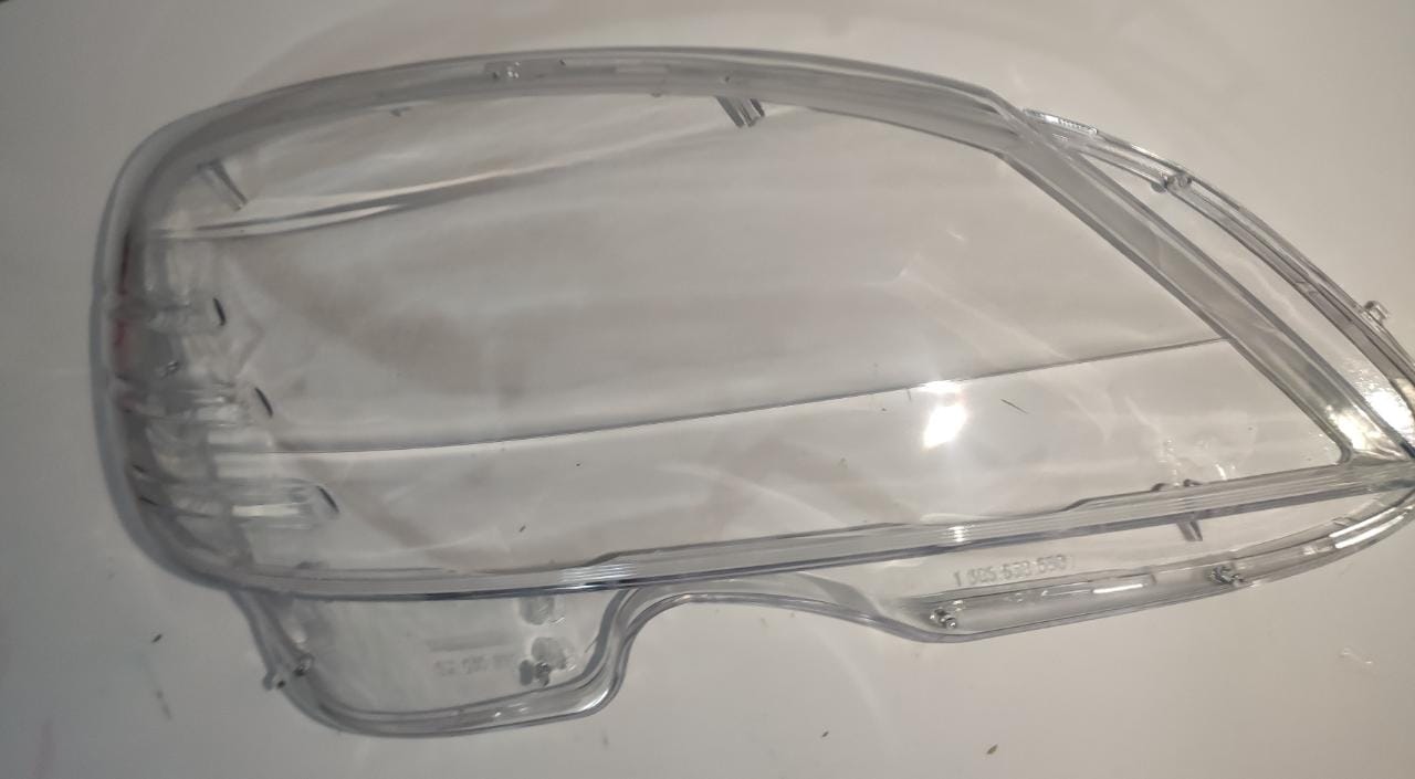 Lente do Farol Dianteiro Direito Mercedes C180 C200 W204 2007 2008 2009 2010 2011 Passageiro