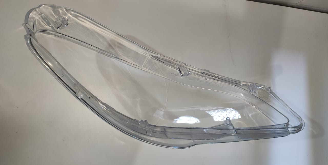 Lente Farol Dianteiro Esquerdo Bmw F10 F18 518i 520i 525i 528i 530i 535i 540i 550i 2011 2013 2014 2015 2016 Motorista