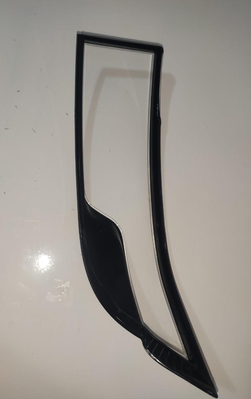 Lente da Lanterna Tampa Traseira Porta Malas Esquerdo Range Rover Evoque 2011 2012 2013 2014 2015 2016 2018 Motorista