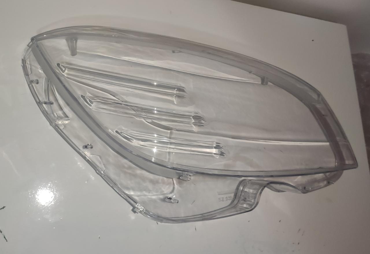 Lente do Farol Dianteiro Direito Mercedes C180 C200 W204 2007 2008 2009 2010 2011 Passageiro