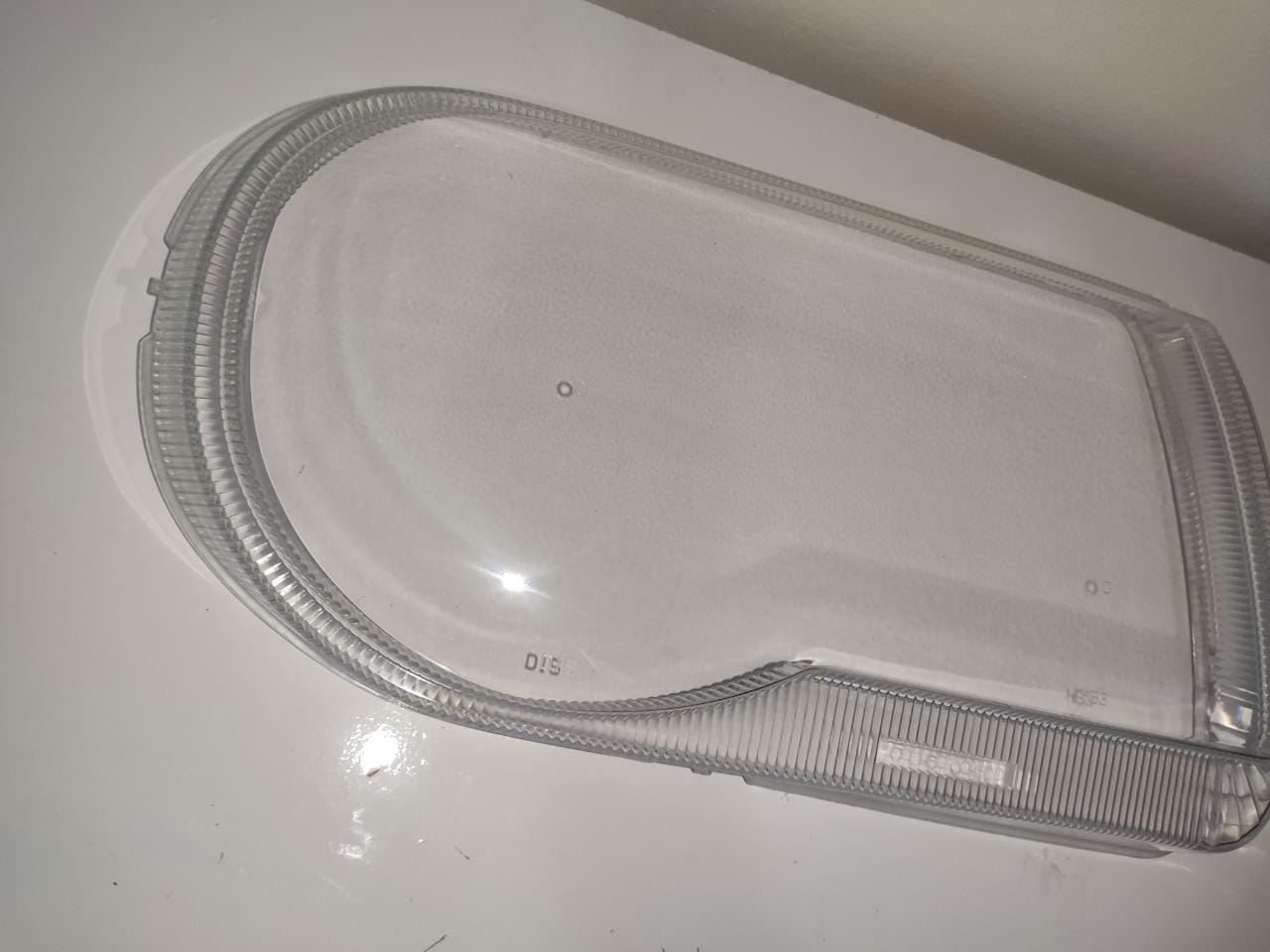 Lente do Farol Dianteiro Direito Chrysler 300C 2007 2008 2009 2010 PAssageiro