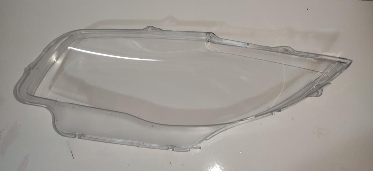 Lente do Farol Dianteiro Direito Bmw 116i 118i 120i 130i 135i E87 E82 2005 2006 2007 2008 2009 2010 Passageiro