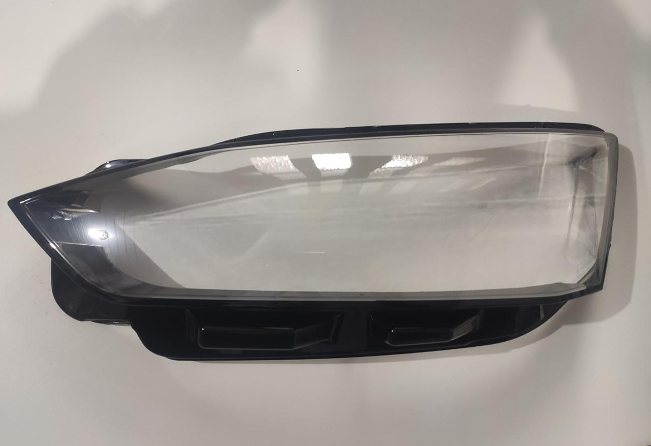 Lente Farol Esquerdo Audi A5 2016 2017 2018 2019 Motorista