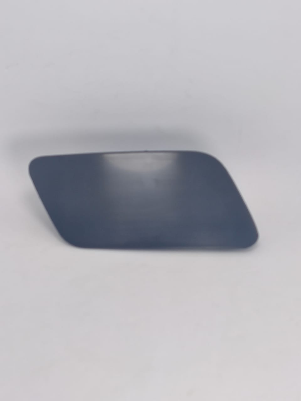 Tampa Esguicho Parachque Limpador Farol Direito Aud A3 2013 2014 2015 2016 Passageiro 8V5955276