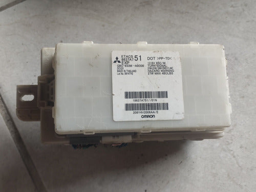 Módulo Caixa De Fusíveis Etacs L200 8637a7 G8c933ma0c00 8637a751 g8c-933m-a0c00
