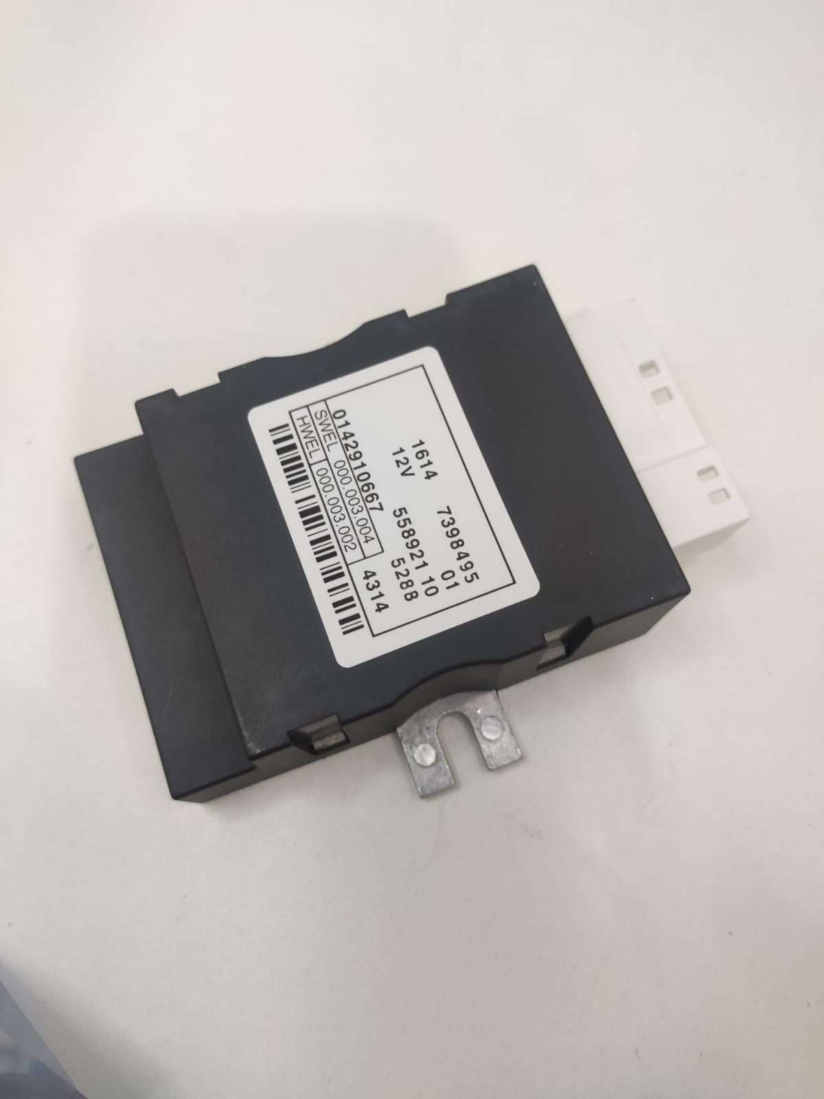 Modulo da Bomba de Combustível Bm 320i 328i X3 X5 X6 Flex 16147398495 16147411595 16147398495 16147411595 55892110