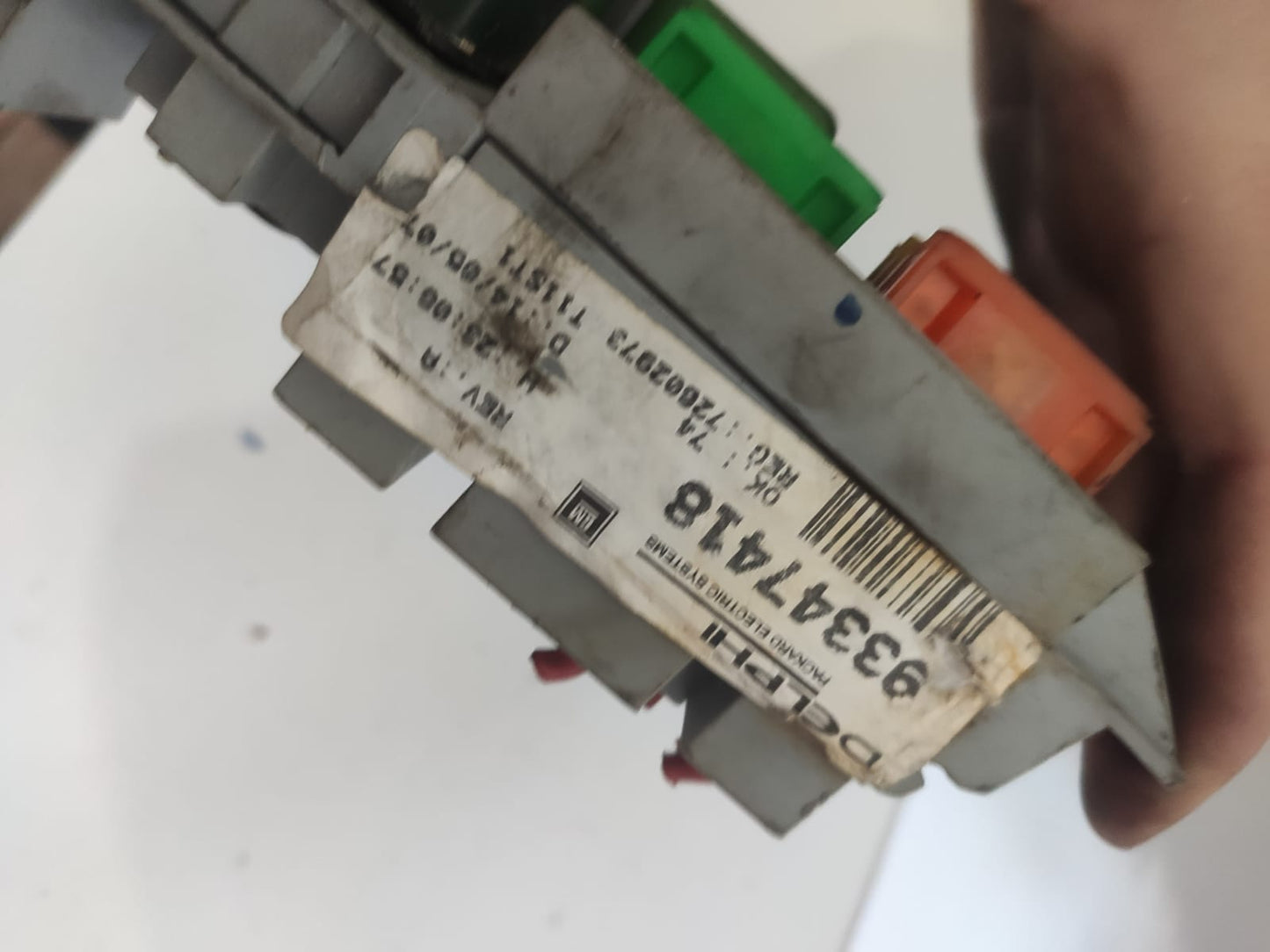 Caixa de Fusiveis Reles Astra 2.0 2003 2004 2008 93347418