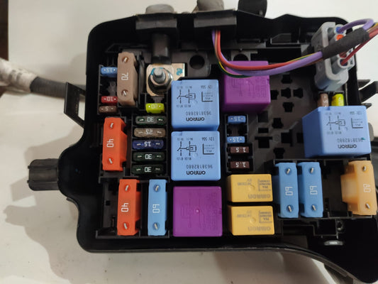 Caixa de Fusiveis Motor Citro C3 1.5 2012 2016 9676357080
