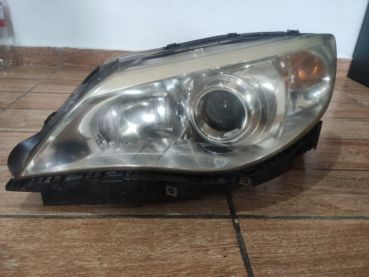 Farol Dianteiro original Esquerdo Subar Impreza 2007 2008 2009 2010 2011 2012 Xenon Motorista nzmic111lbca000