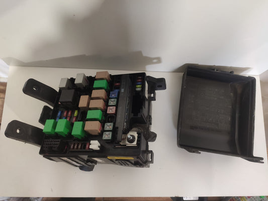 Caixa de Fusiveis Reles Motor Hyun Ix35 2.0 13-15 912502s850