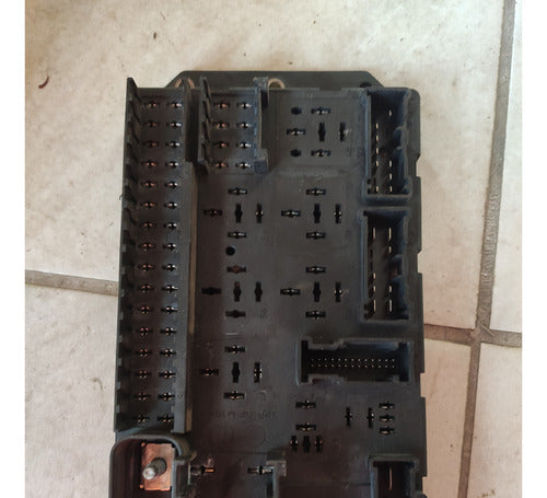 Módulo Caixa Fusíveis Range Rover 2006 2008 2009 Yqe500370 518879002 071121143427