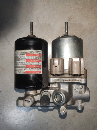 Atuador Bomba Abs Freio Toyo Prius Lexu Ct200h 4707047050 4707012010