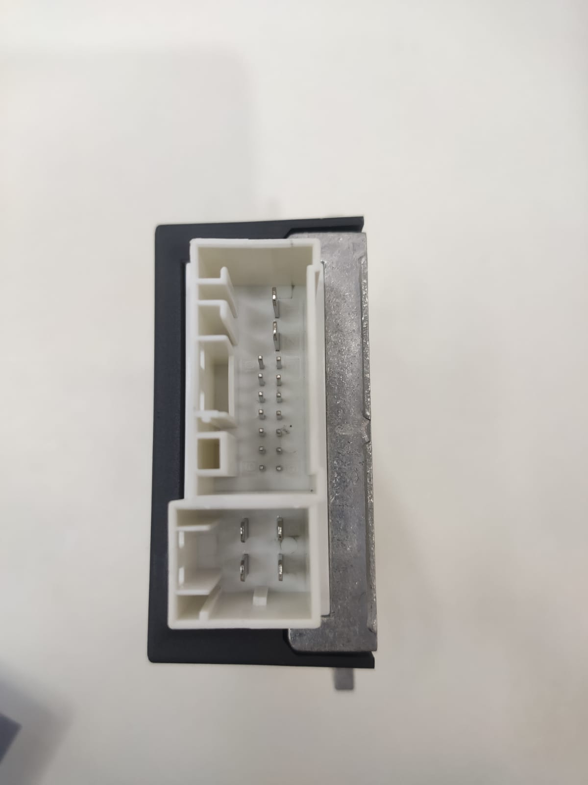Modulo da Bomba de Combustível Bm 320i 328i X3 X5 X6 Flex 16147398495 16147411595 16147398495 16147411595 55892110
