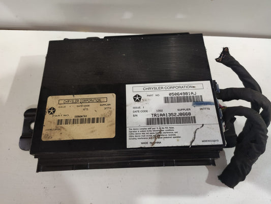 Modulo Amplificador Som Chrysl Jee 300c 05064981aj Original