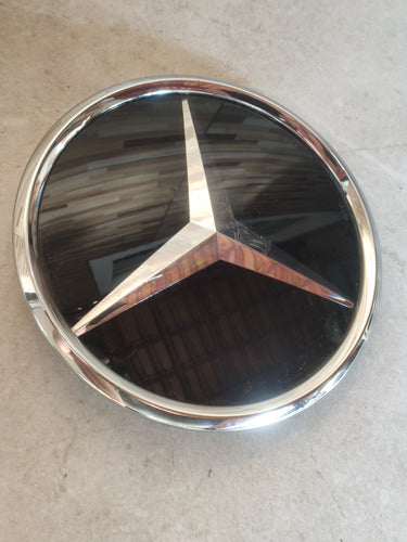 Emblema Logo Led Merced  E63 Gla45 Original A000888000