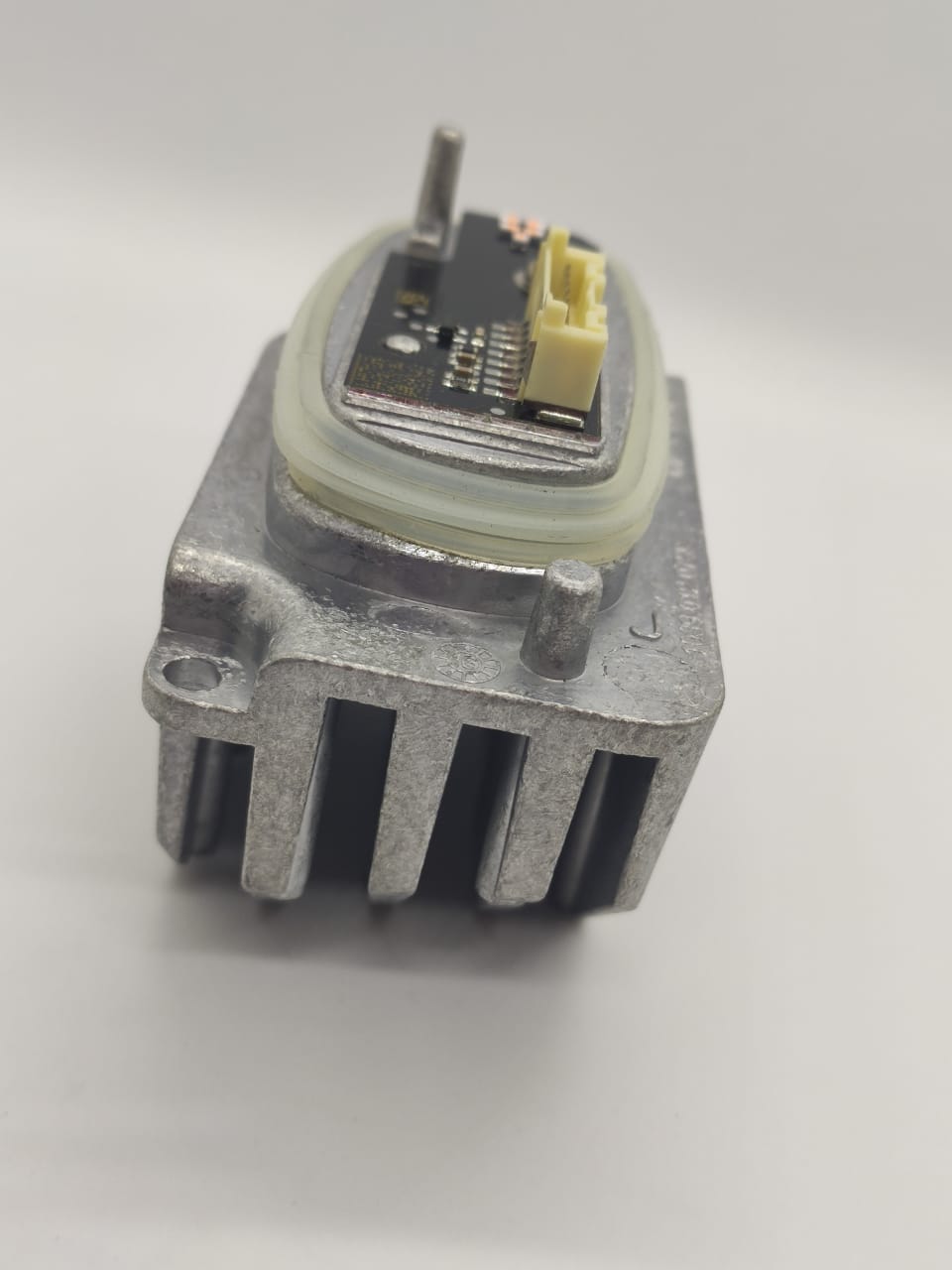 Módulo Reator Led Farol Direito Bm 516i 518i 52i0 525i 530i 540 M5 2015 2016 2017 2018 63117214942, 63117214941 Passage