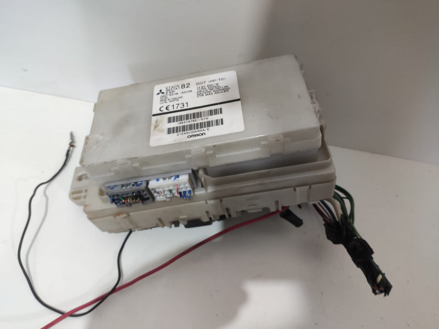 Caixa de Fusiveis L200 Triton 2007 2008 2017 etacs 8637a782