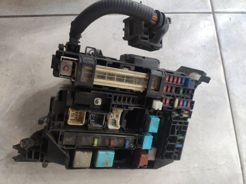 Caixa De Fusíveis Corolla Motor 1.8 2010 2011 2012 2013 2014 Reles