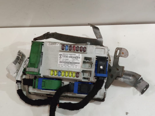 Modulo Bcm Caixa de Fusiveis Toro 521315980 503441900300