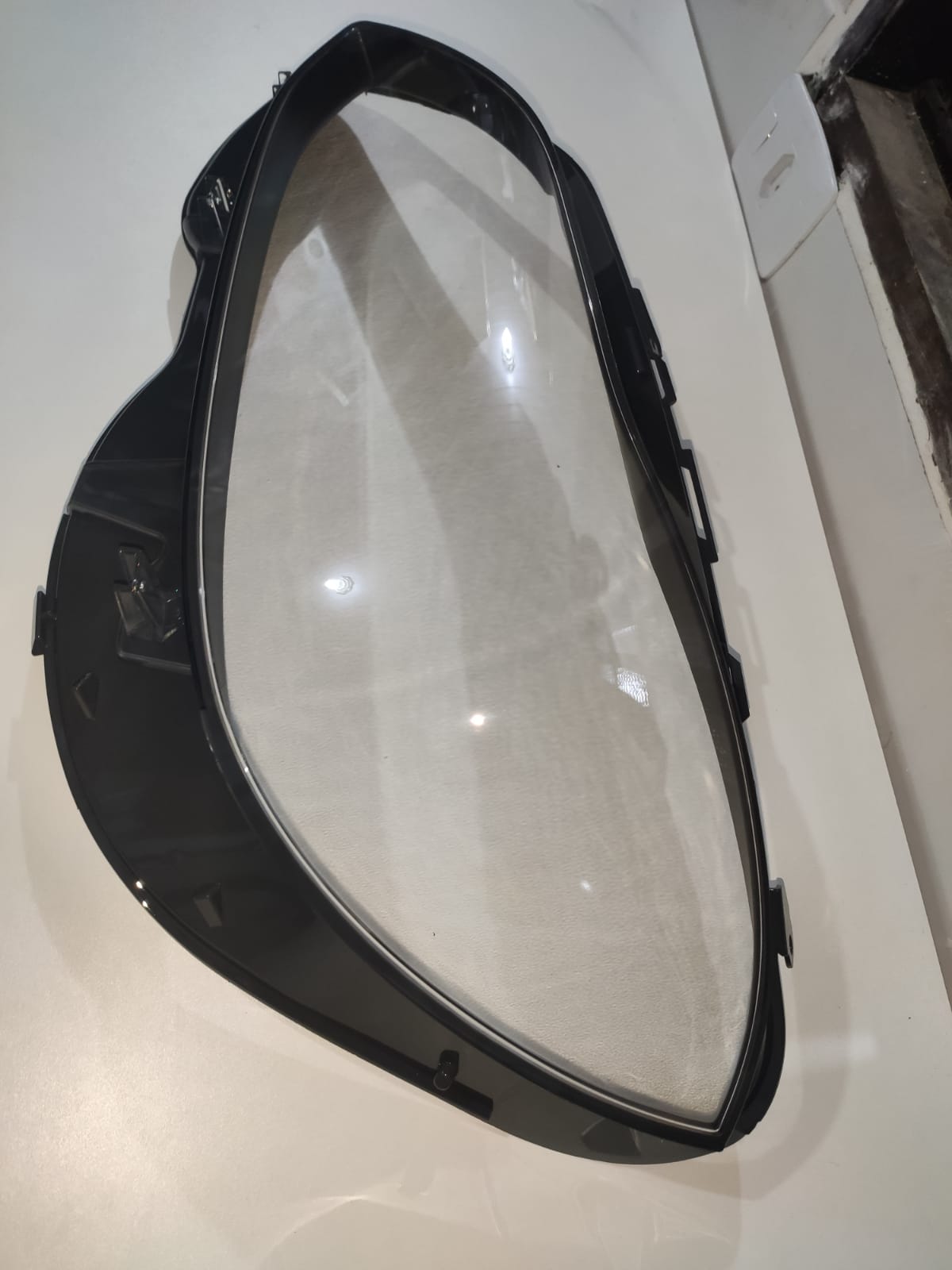 Lente Farol Esquerda Mercedes E200 E250 E300 E350 E400 E500 E550 E63 E43 2014 2015 2016 Motorista