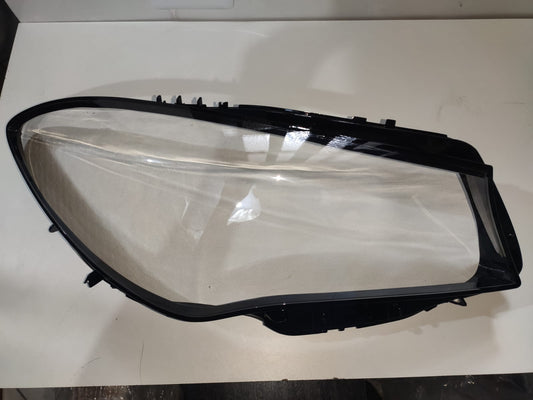 Lente Farol Direito Mercedes Cla200 Cla250 Cla45 2017 2018 2019 2020