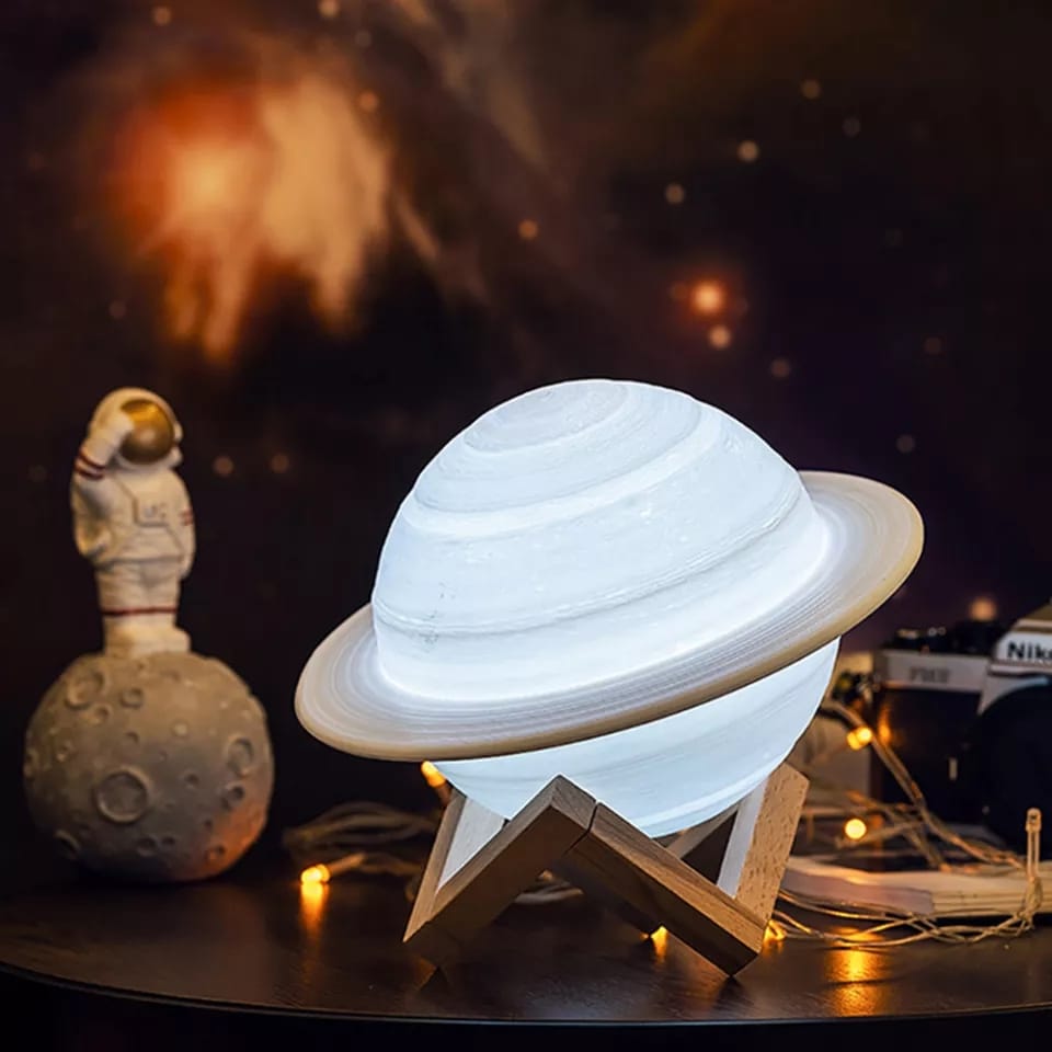 Luminária Abajur Led 3d Planeta Saturno Amarela Mesa Quarto Luz Noturna Presente