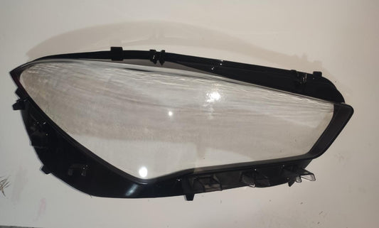Lente do Farol Dianteiro Direito Mercedes CLA180 CLA200 2020 2021 2022 Passageiro
